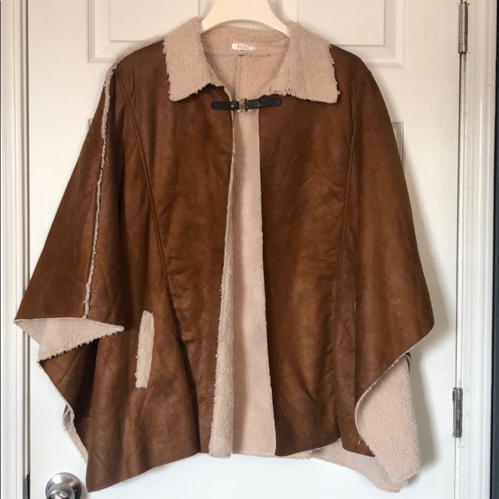 Women’s Cape